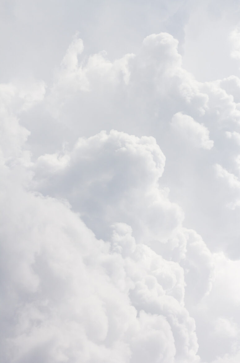 ToF Behang wolken wit