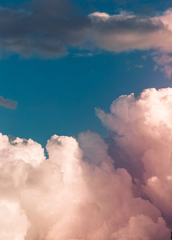 ToF Behang wolken roze met blauwe lucht