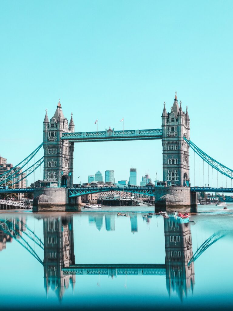 ToF Fotobehang brug Londen, Tower Bridge met blauwe lucht