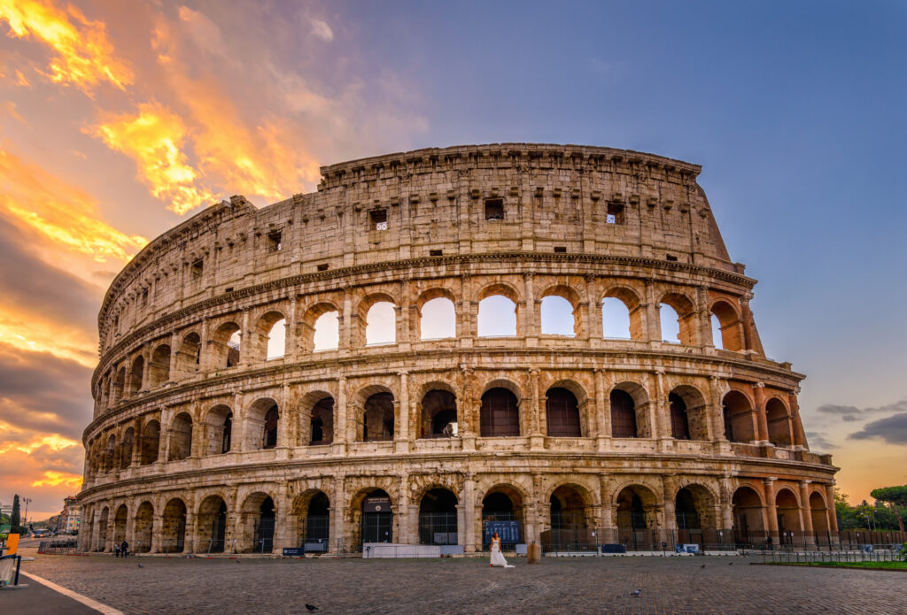 ToF Fotobehang Rome Colosseum in de schemer