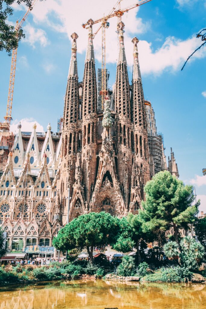 ToF Fotobehang gebouwen basiliek Sagrada Familia in Barcelona