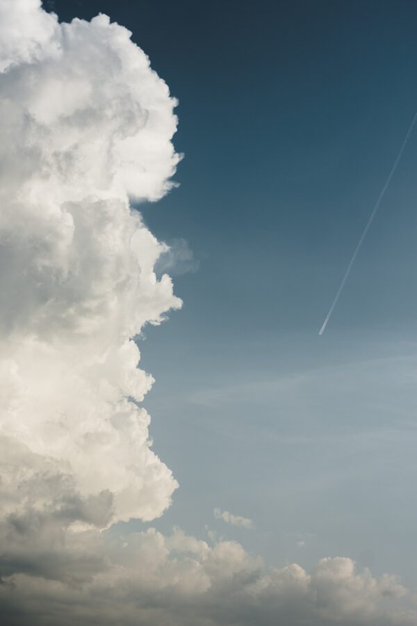 ToF Fotobehang wolken met heldere lucht