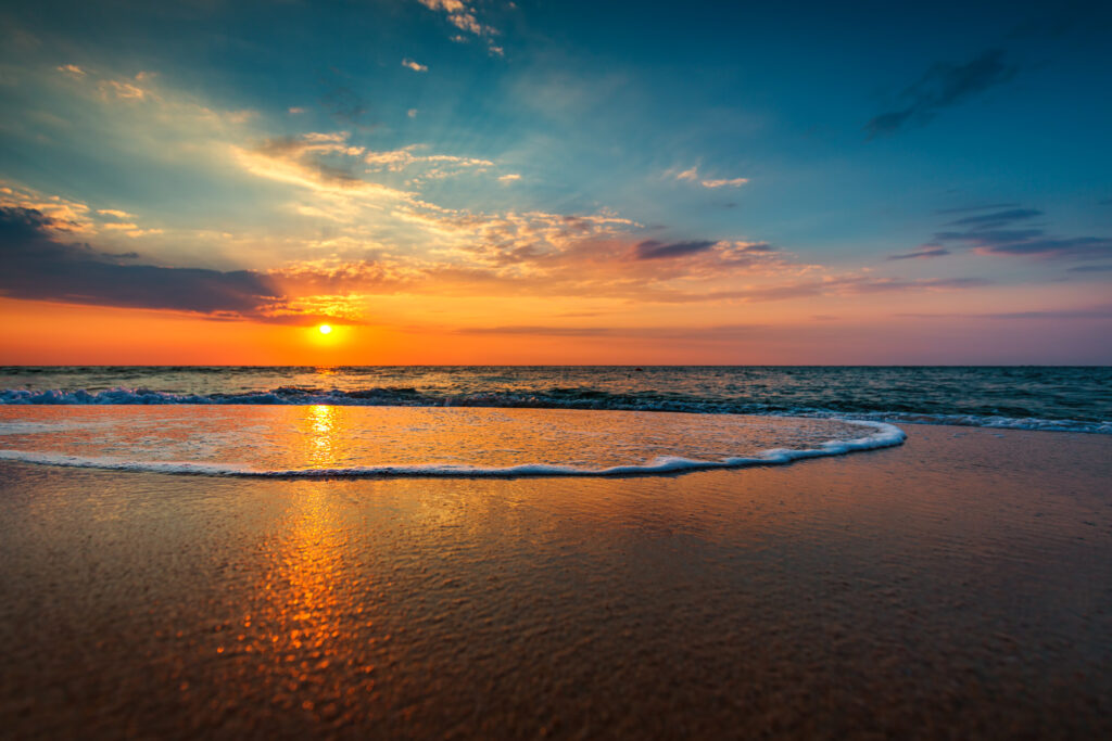 ToF Fotobehang zonsondergang op het strand
