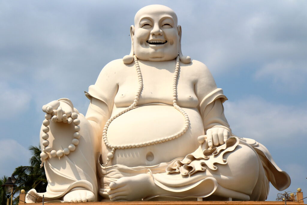 ToF Fotobehang Boeddha, wit beeld met wolken