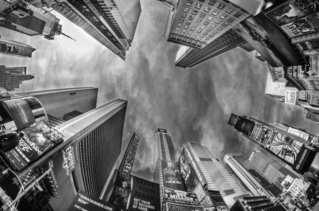 ToF Behang zwart-wit onderaanzicht wolkenkrabbers Times Square, New York