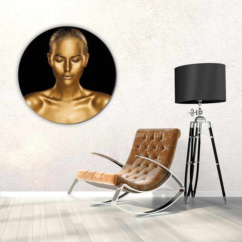 ToF Behangcirkel vrouw met gouden huid