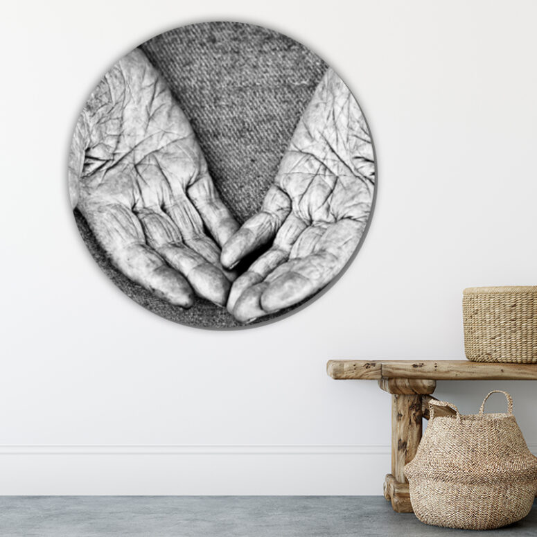 ToF Behangcirkel open handpalmen oude vrouw