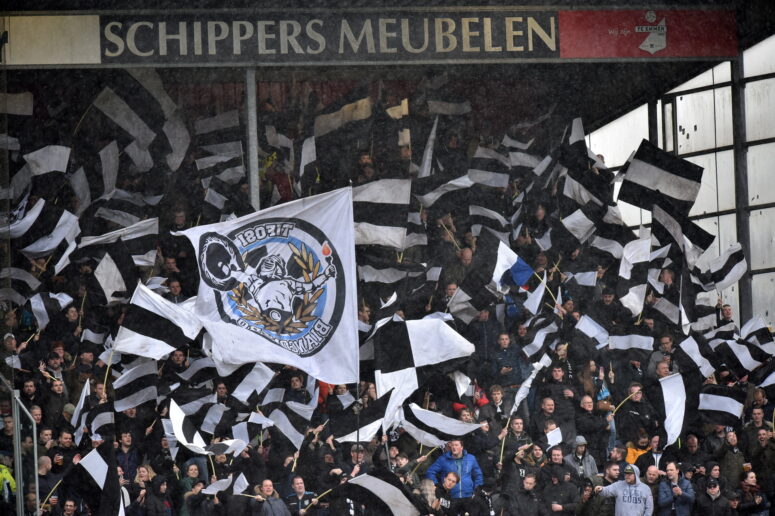 FC Emmen-Heracles vlaggenactie