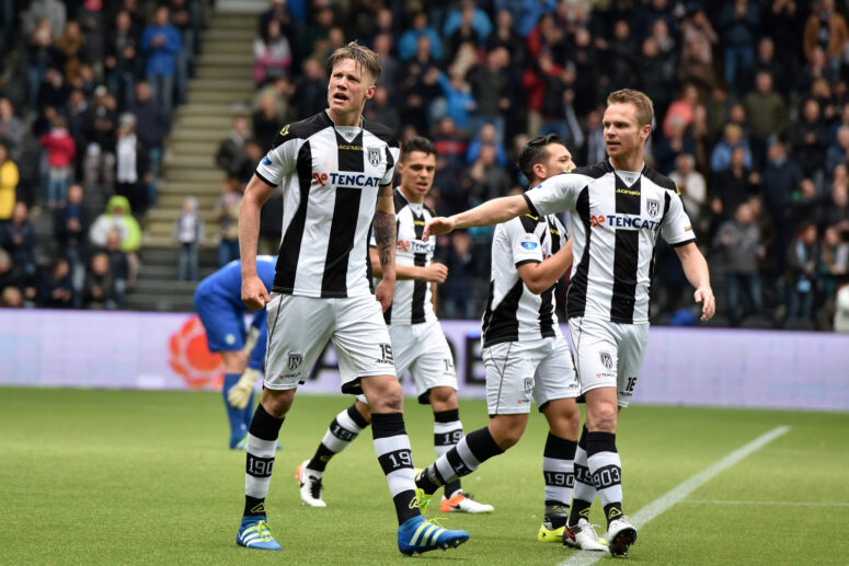 Heracles-FC Groningen Wout Weghorst