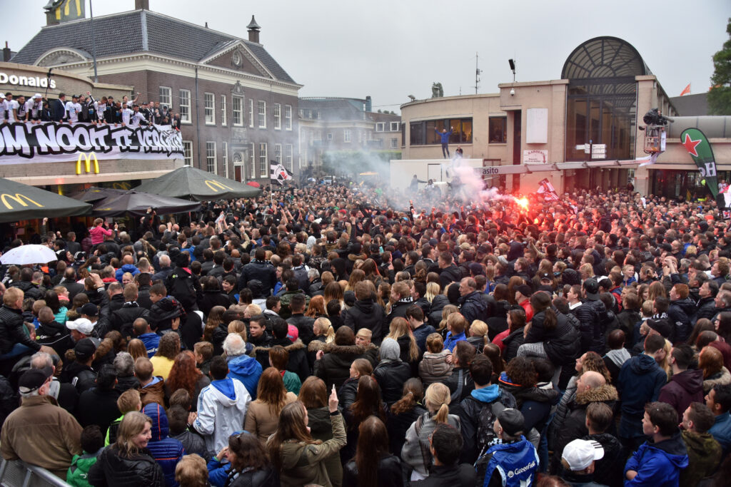 Heracles huldiging Europees voetbal