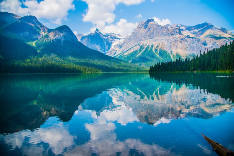 ToF Behang landschap meer met bergen erachter